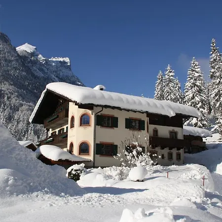 Sonneck Guest house Lofer
