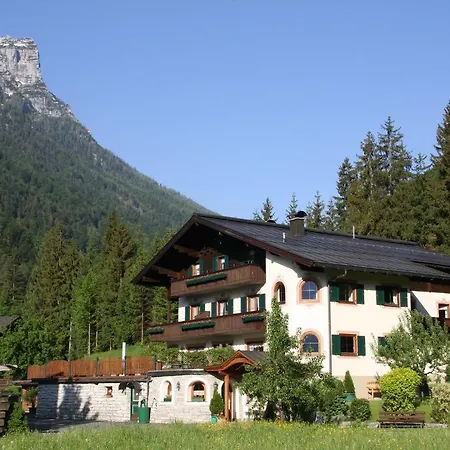 Sonneck Guest house 3*